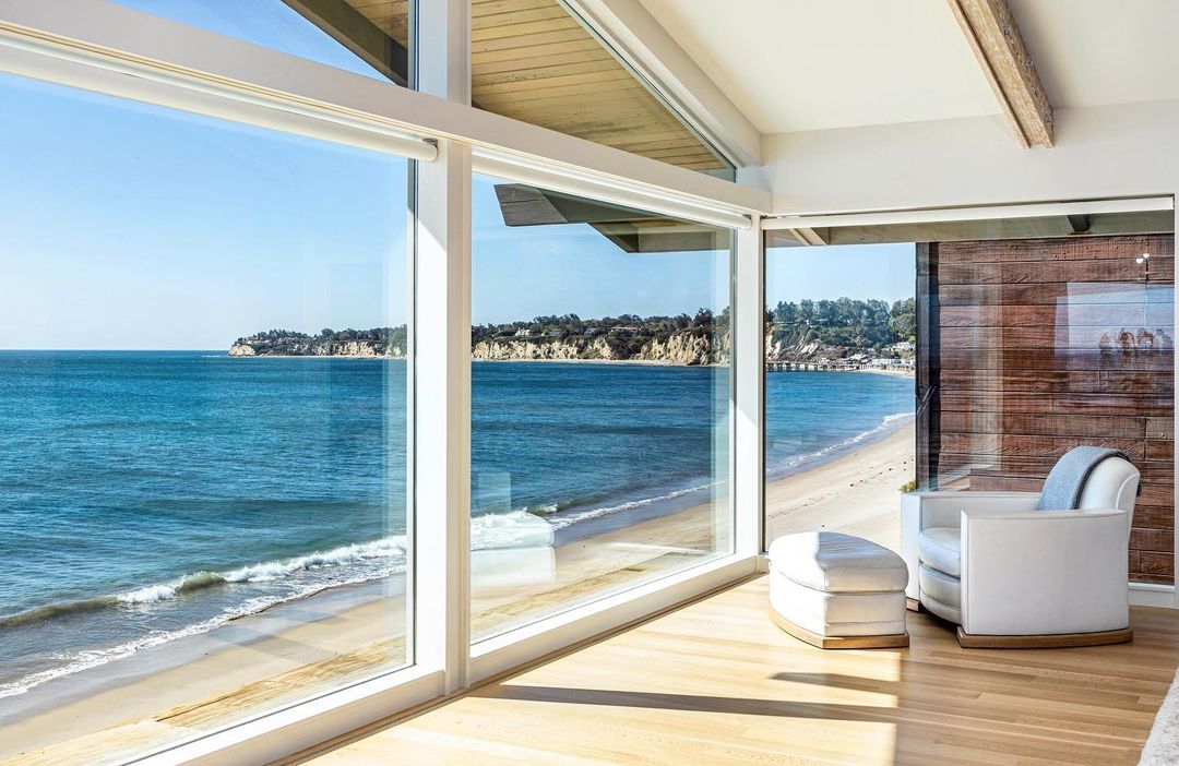 I hate to be so cliché but, could you sit here….. top 5 answers on the board say…… All day. #paradicecove #malibu #drysand #designer #scottgillen