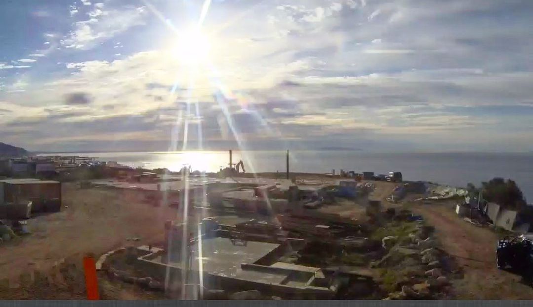 We’re at it again and the sun is up. We are preparing a time lapse camera this is the first shot #photooftheday #art #photography #gillenit #design #architecture #california #interiordesign #losangeles #decor #realestate #interiors #interiordesigner #malibu #midcenturymodern #luxuryhome #architecturedesign #luxurylisting #dreamhomes #unvarnished #thecase #themalibuseries #unvarnishedCo #thenewcastle #scottgillendotcom As always if I can show you this home please feel free to reach out. This is case study five up at the case, follow along watch us build this beast. 12,500 ft.² of complete Epicness, Is that even a word? Thank God for the never ending edit