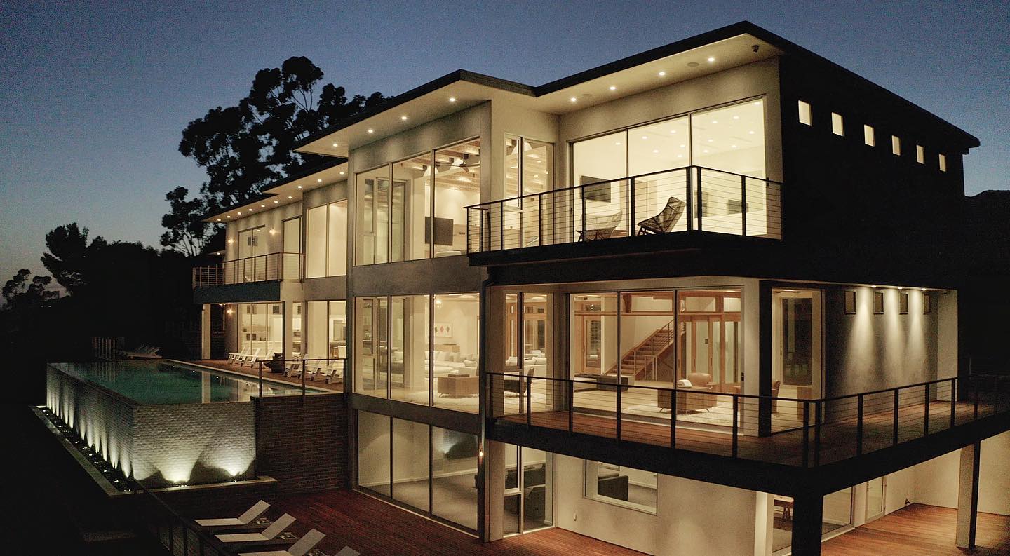It might just be that much better at night. 23800 Malibu Crest. Approximately 16,000 ft.² of living space, not bad……you might need to get some more friends. #scottgillendesign @sandrodazzan